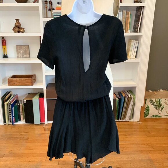 Elan Dress - Picture 2 of 7